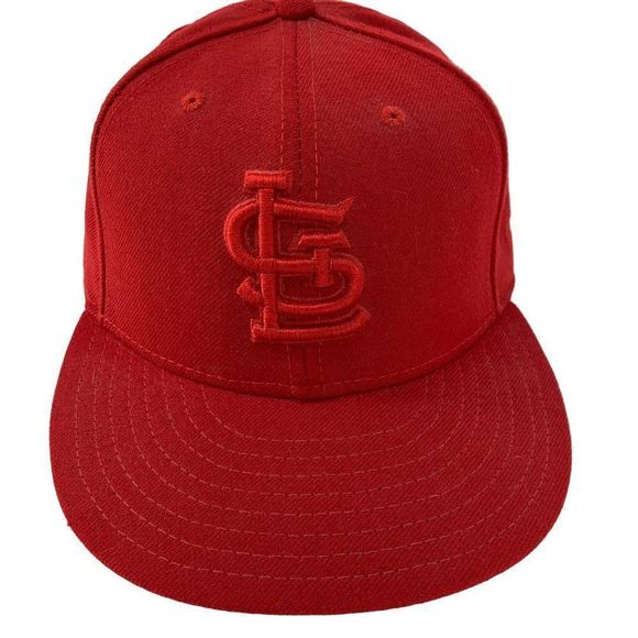 New Era 59Fifty St. Louis Cardinals Fitted Hat Solid Red MLB Cap Sz 7 1/8 3214 - Picture 5 of 11